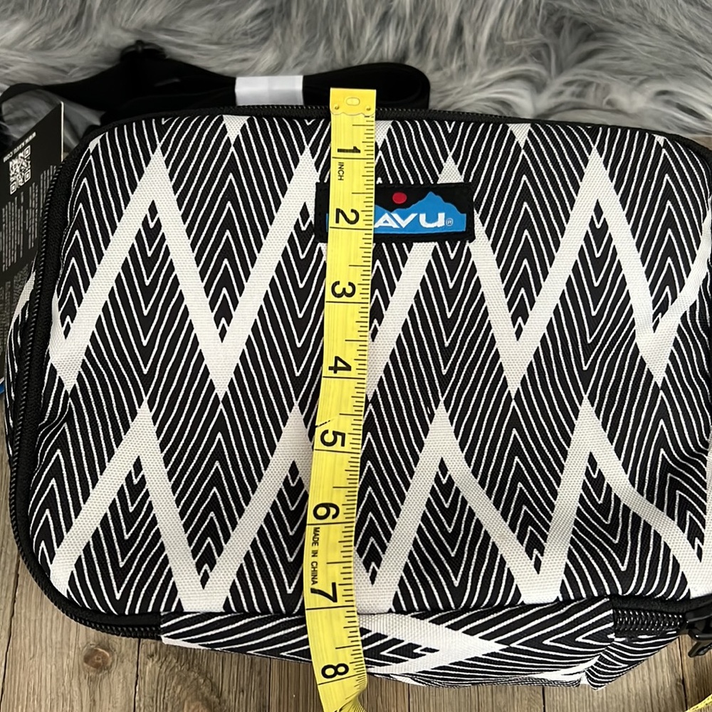 Kavu Lunch box - NEW - Picture 9 of 10